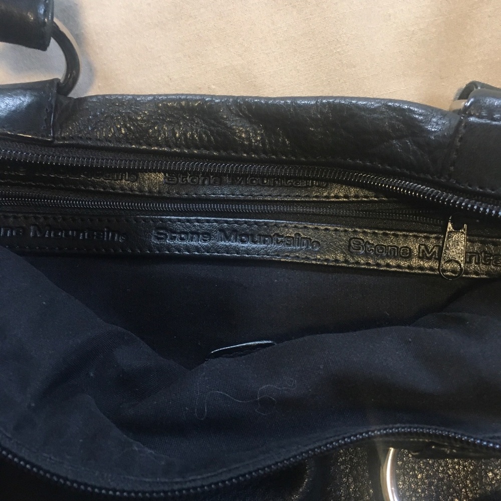 Stone Mountain black leather purse - Picture 2 of 2